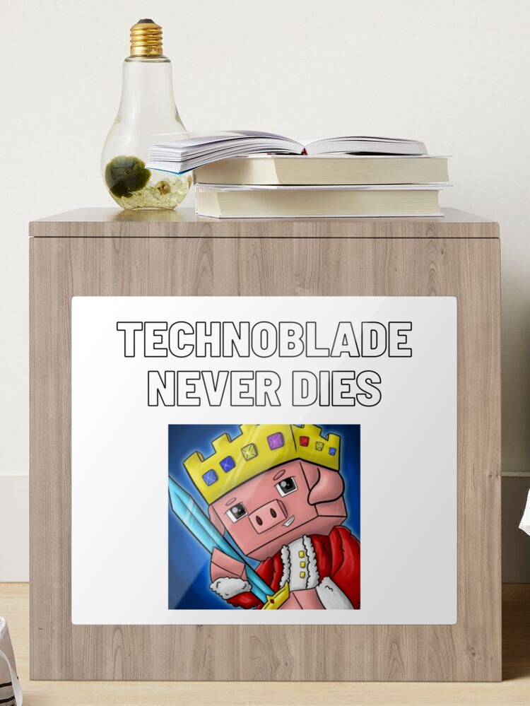 Technoblade Never Dies: Technoblade Fans Notebook (Simple Book Journal) (6  x 9)