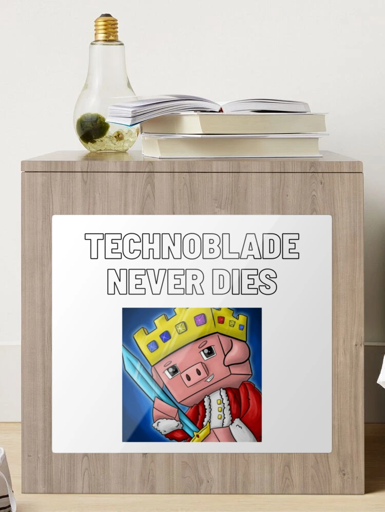 Technoblade Never Dies : Technoblade Fans Notebook ( Simple Book Journal )  ( 6 x 9 ) : : Books