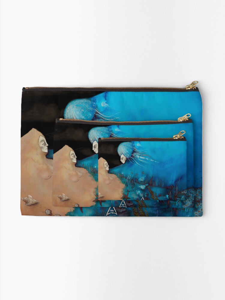 Alternate view of The Hug Zipper Pouch
