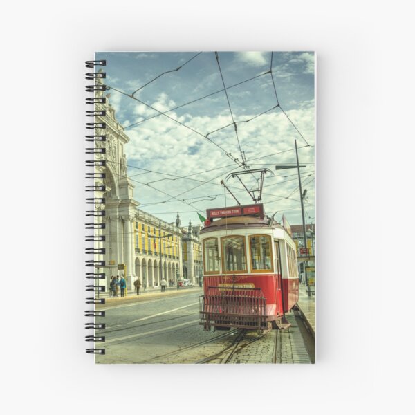 Aperçu de l'œuvre Tramway de Lisbonne créée et vendue par hawkie.