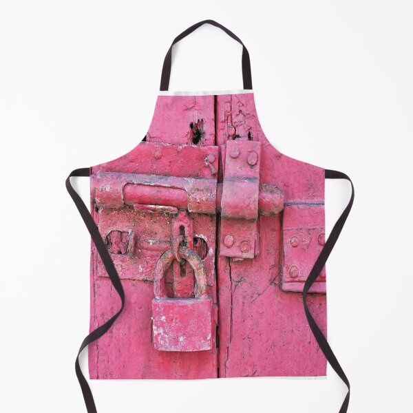 Artikelvorschau, Pink Chippy Painted Door und Vorhängeschloss entworfen und verkauft von AlteredAtelier.