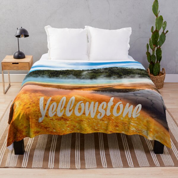 Item preview, Parque Nacional Yellowstone Montañas Naturaleza designed and sold by mwagie.