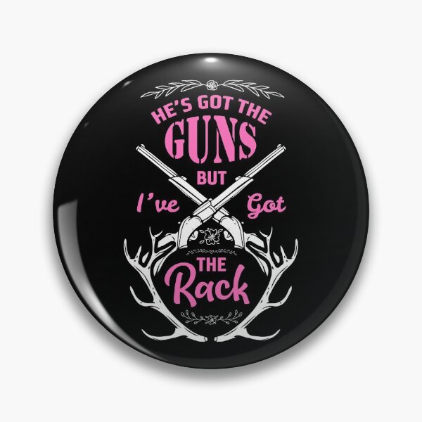 Artikelvorschau, Er hat die Waffen, aber ich habe die Ausrüstung für die Rack Deer Hunting Season entworfen und verkauft von DynamicDesign.