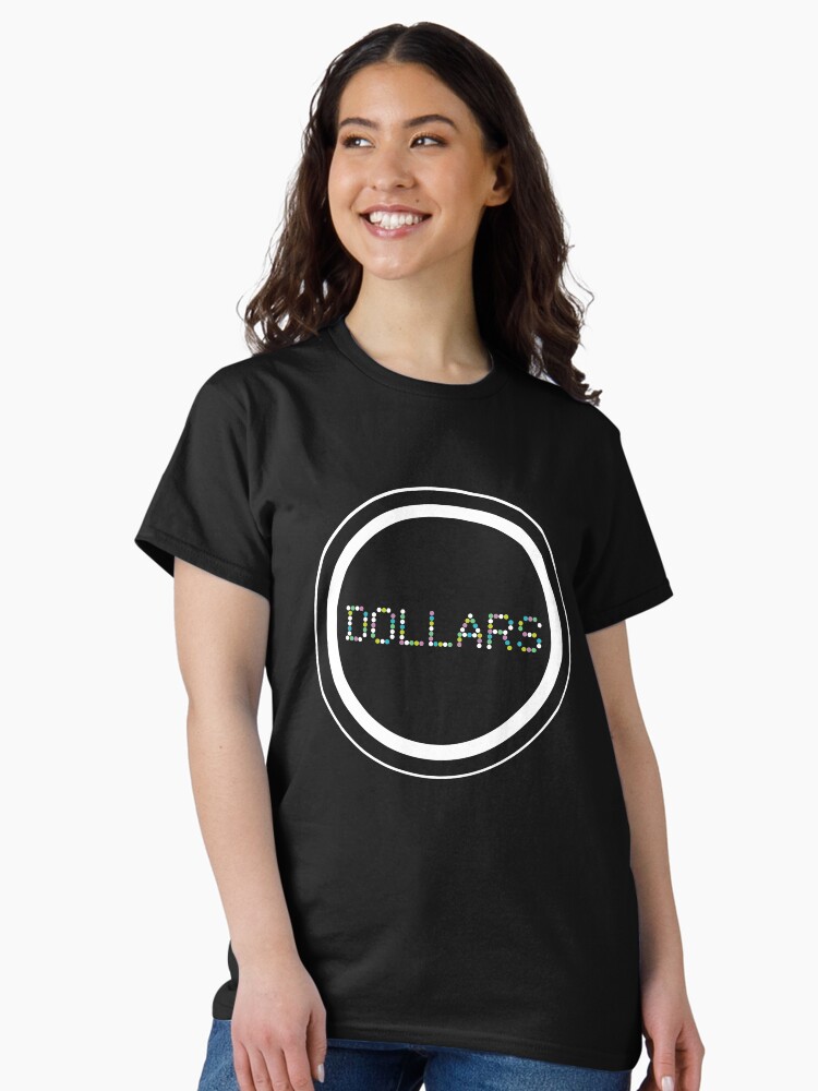 Aperçu 2 sur 7. T-shirt classique avec l'œuvre Dollars - DRRR! créée et vendue par xAmalie.