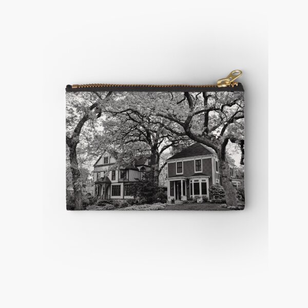 Artikelvorschau, Side by Side, Oak Park Chicago entworfen und verkauft von Norman Repacholi | Keystone Photography.