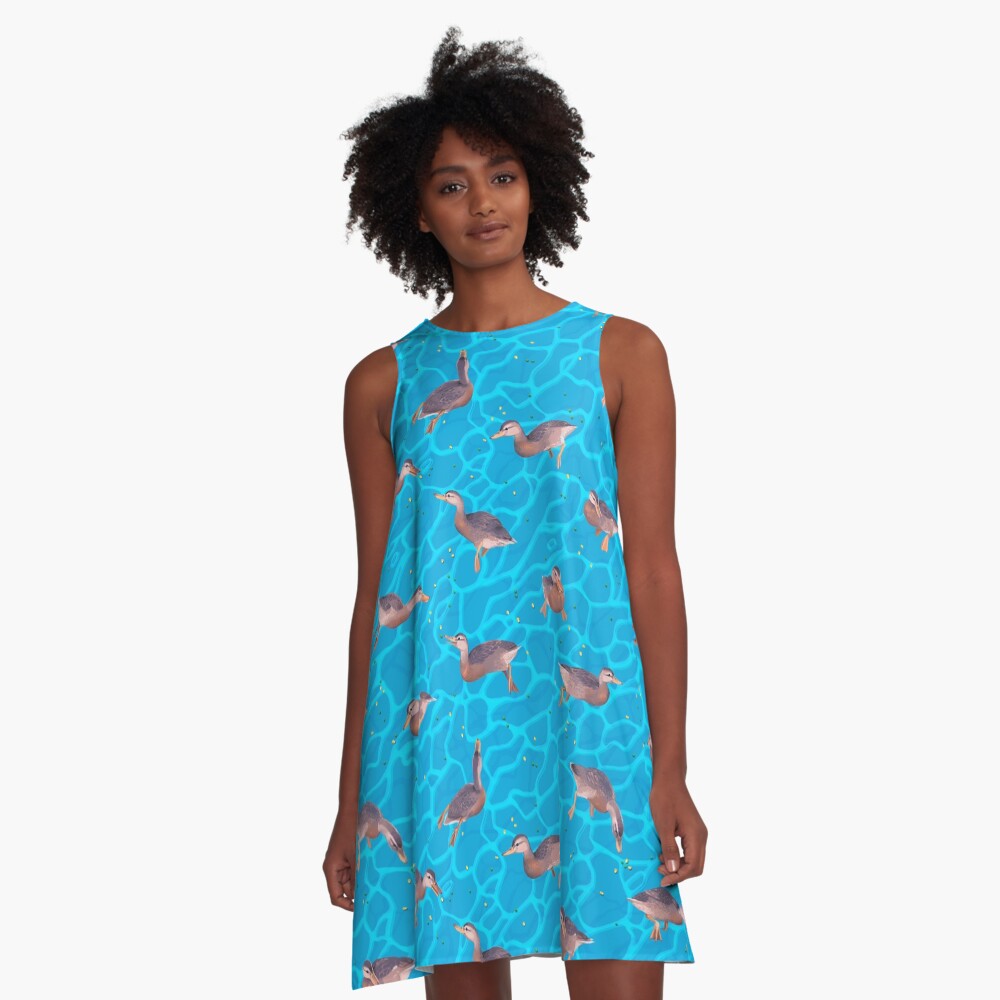 Vista previa del artículo con la obra «Vestido acampanado», diseñado y vendido por Sabtastic.