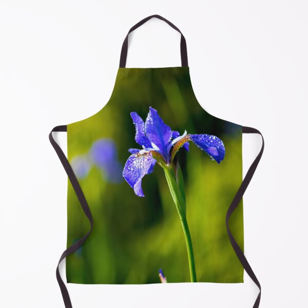Artikelvorschau, Glistening Iris entworfen und verkauft von DoodleBugImages.