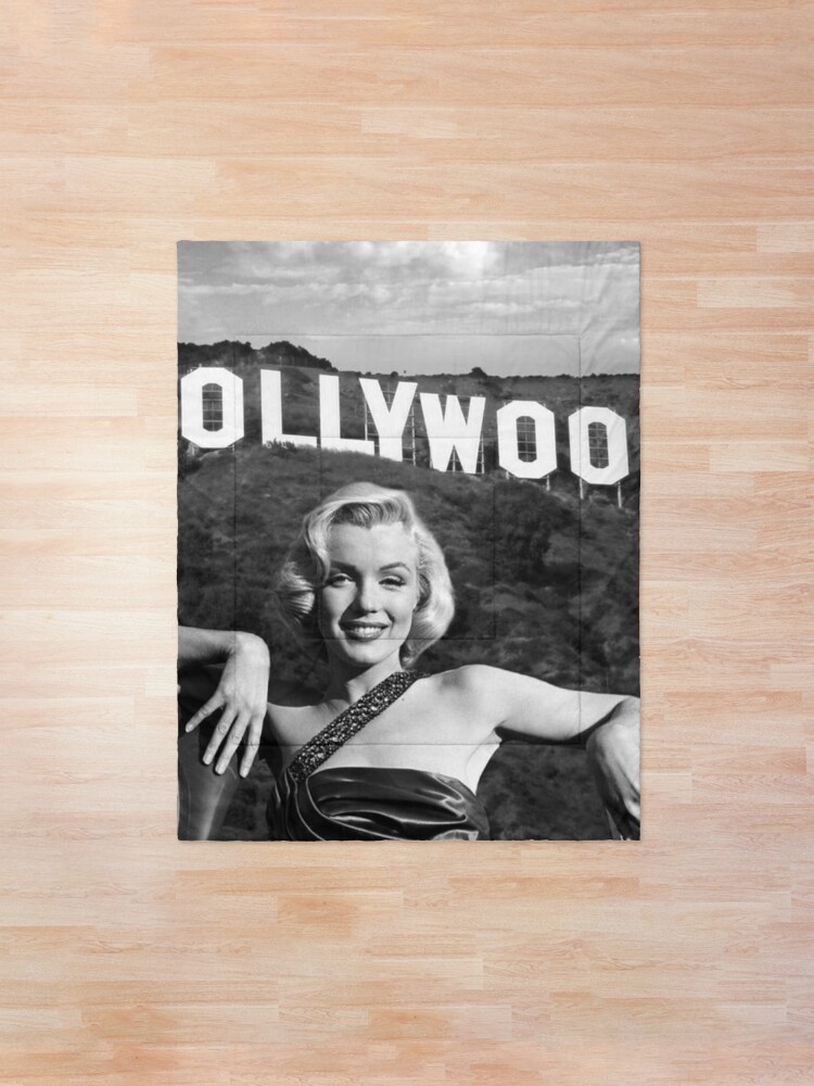 Alternate view of Marilyn Monroe Hollywood Black and White Comforter