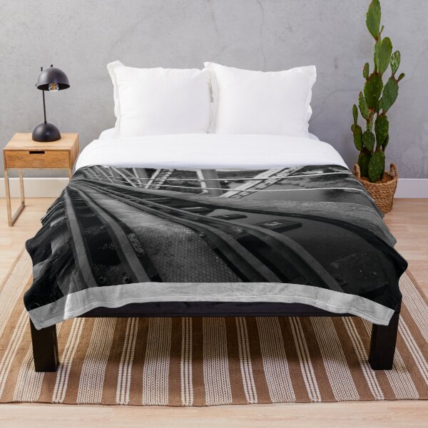 Item preview, Belleza interior y fuerza Puente de acero blanco y negro designed and sold by Dittsim.