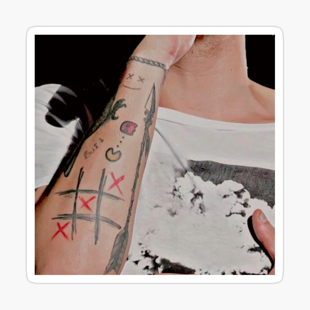 Louis' new tat | Louis tomlinson tattoos, First tattoo, Tattoos
