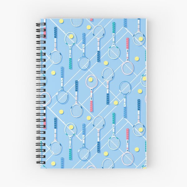 Artikelvorschau, Retro Tennisschlägersammlung auf blauem Platz entworfen und verkauft von Gabriela Simon.