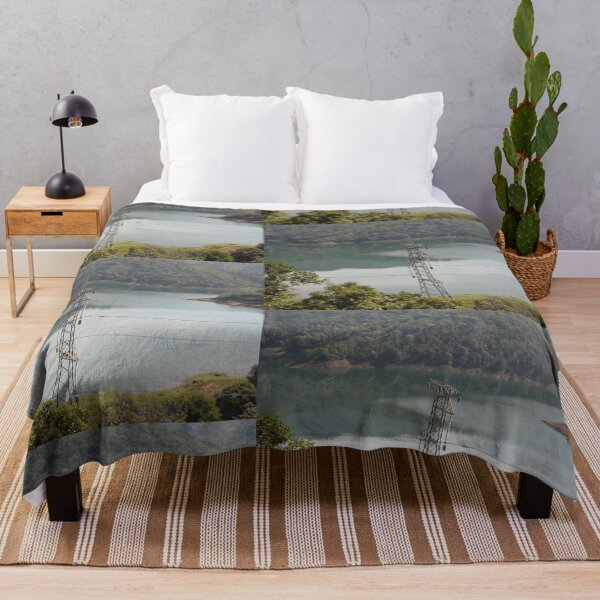 Item preview, Lago Victoria Randenigala, Kandy, Sri Lanka designed and sold by Uaryan.