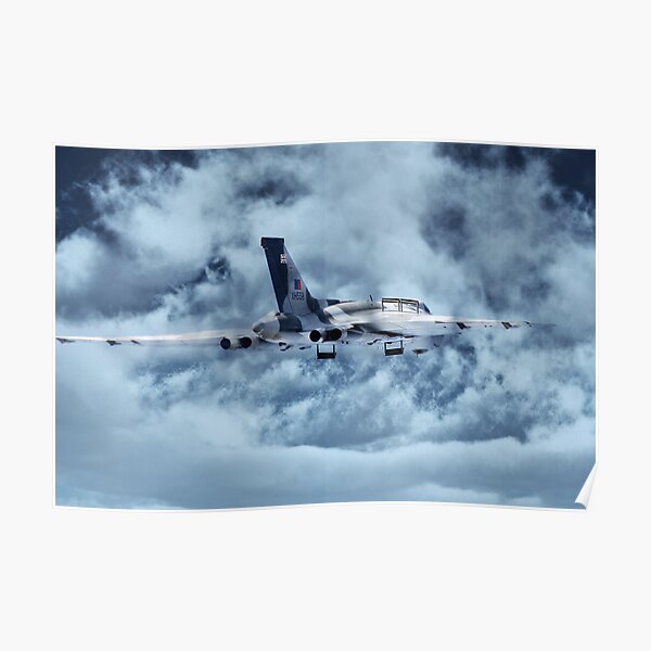 Volcan Bomber Plane Vase Flower Crystal Glass Military Gift RAF Gift Volcan Bomber Plane Vase Flower Crystal Glass Military Gift RAF Gift