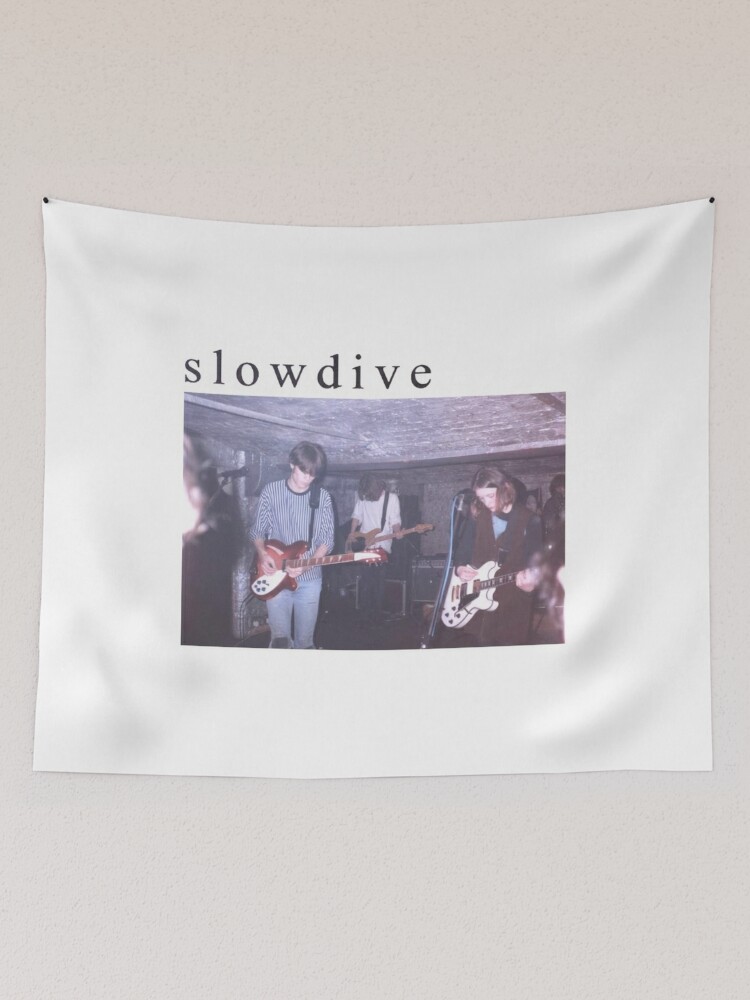 Disover Slowdive Concert Tapestry