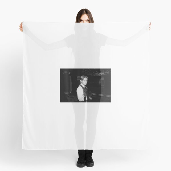 Panuelos Bts V Redbubble