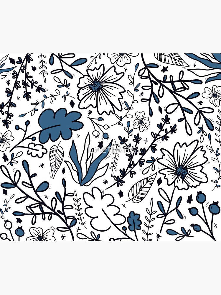 Aperçu 3 sur 3. Sticker avec l'œuvre Fleurs bleu foncé paterne by LaetiArts créée et vendue par LaetiArts.