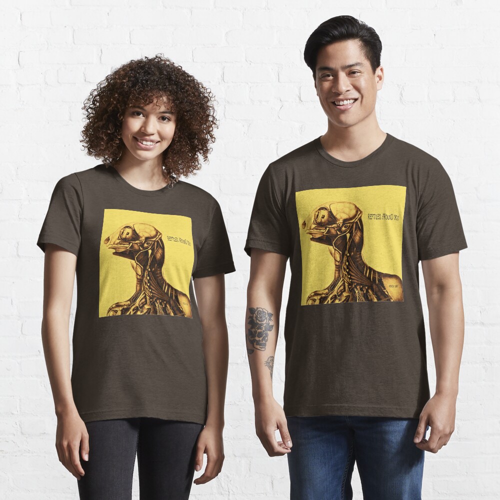 Reptiles Around You Essential T-Shirt