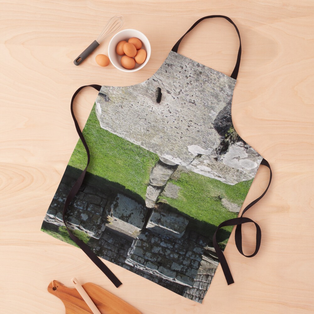 M.I. #87 |☼| Rocks And Bricks - Shot 9 (Hadrian's Wall) Apron