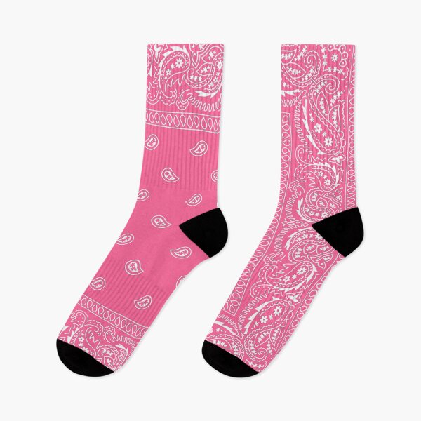 Artikelvorschau, Bandana - Pink - Traditionell entworfen und verkauft von rosemaryalbo.
