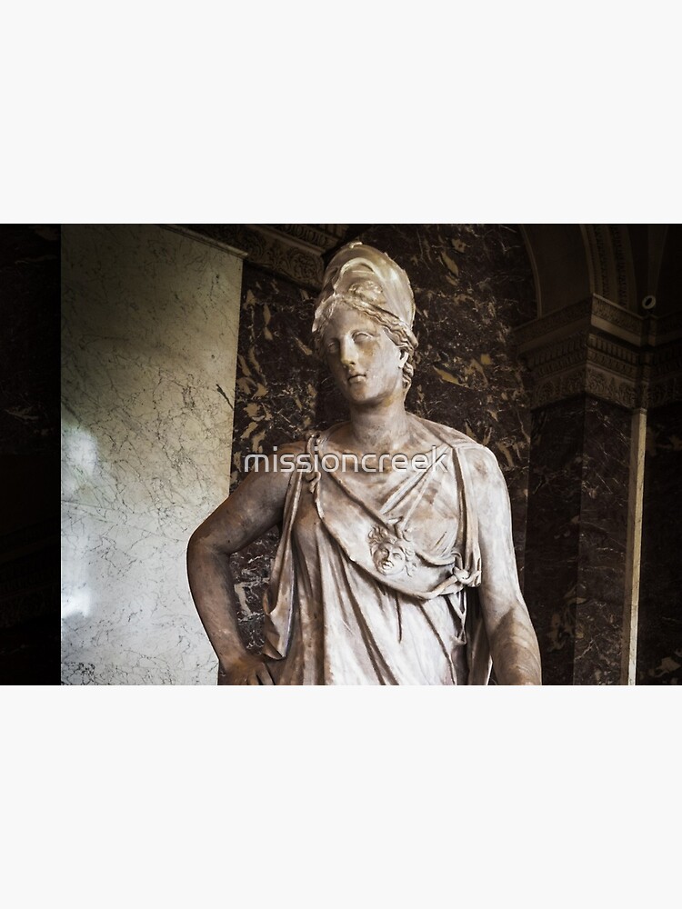 Featured image of post Athena Sculpture Louvre : See more ideas about greek art, athena, sculpture art.
