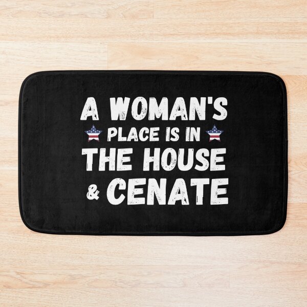 Aperçu de l'œuvre Convention nationale démocratique La place d'une femme est à la Chambre et au Cénat créée et vendue par OneTimeEngineer.