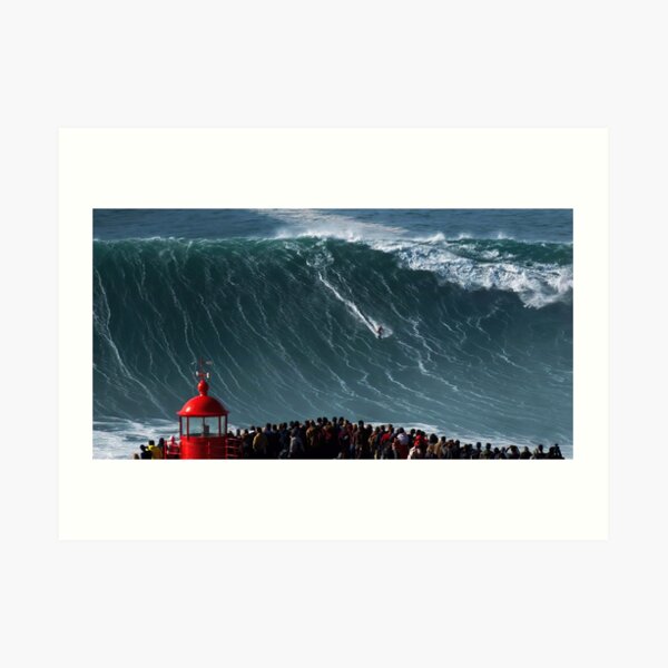 Challange Town - Nazarè Art Print