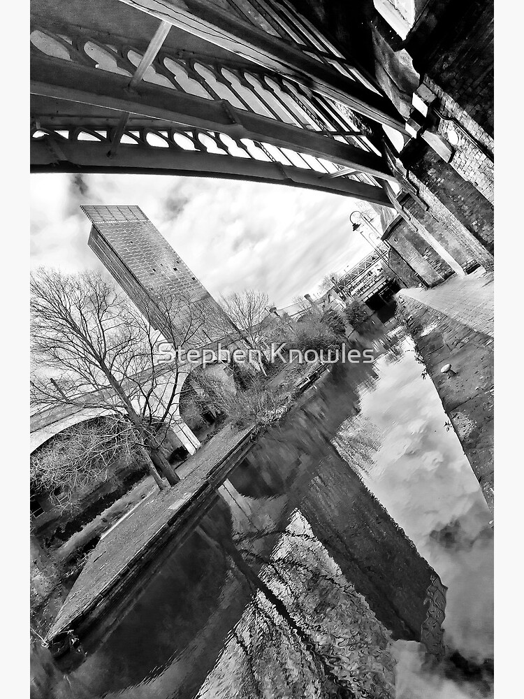 Reflection on old and new Manchester by stephenknowles