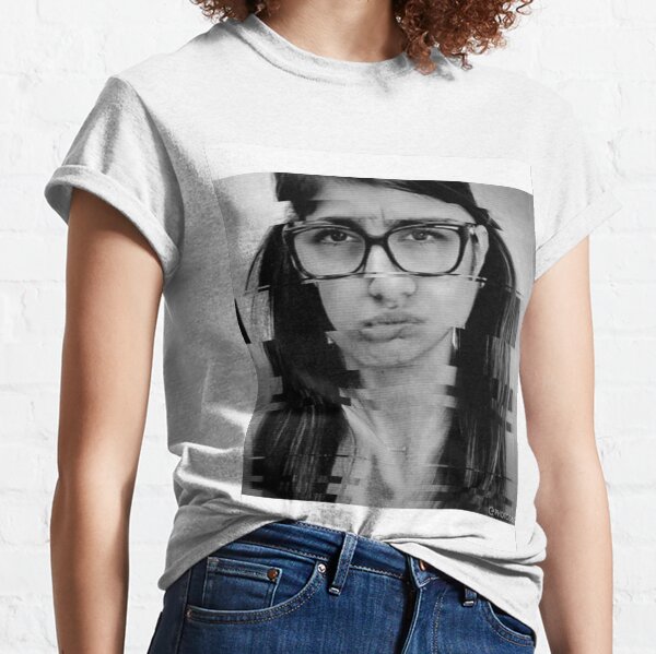 Mia Khalifa Gesichtsmischung Classic T-Shirt