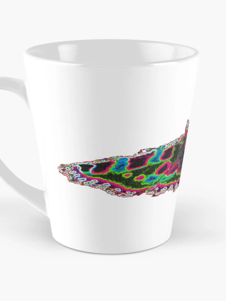Aperçu 3 sur 4. Mug à café avec l'œuvre Papillon créée et vendue par DesignsofNote.