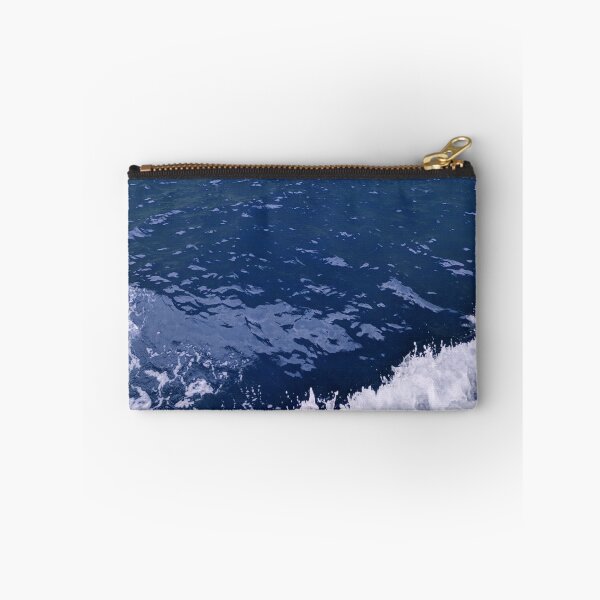 Artikelvorschau, Meeresblau, Elgol, Schottland entworfen und verkauft von MitaDreamDesign.