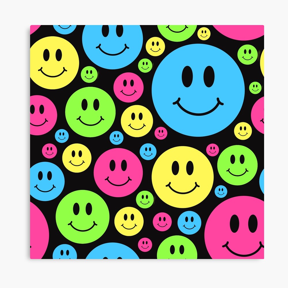 Smiley Face Pattern 90s Rave