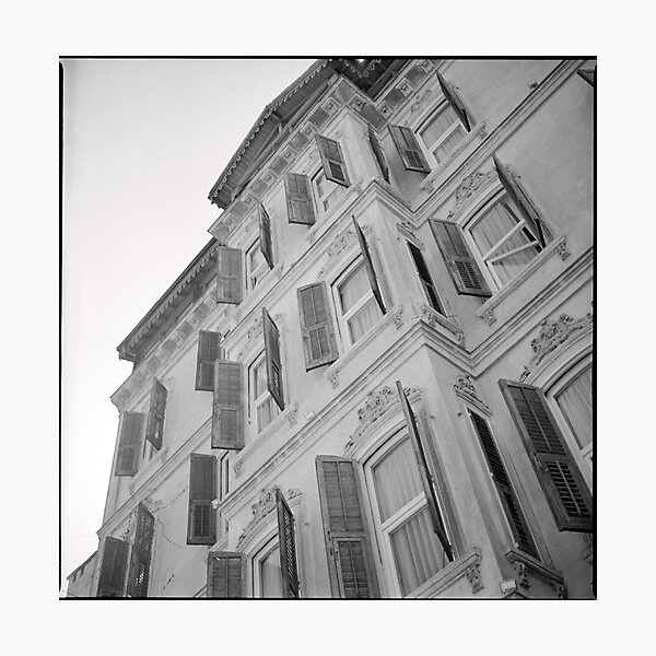 Aperçu de l'œuvre house of blinds • istanbul, turkey • 2012 créée et vendue par lemsgarage.