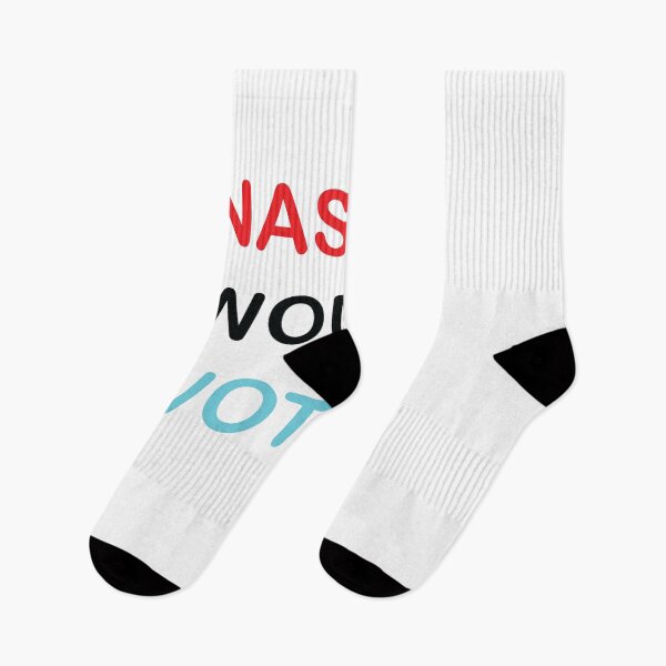Aperçu de l'œuvre Copie de Nasty Women Vote... Tee-shirt | Votez féministe | Électeur démocrate créée et vendue par TheMattDesigns.