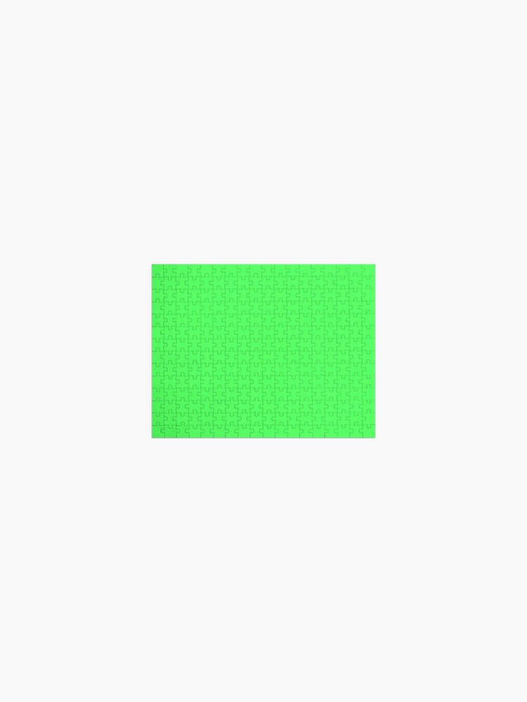 Puzzle «Productos de color verde brillante sólido El rompecabezas más del mundo - Pantalla de Happy-Chicken | Redbubble