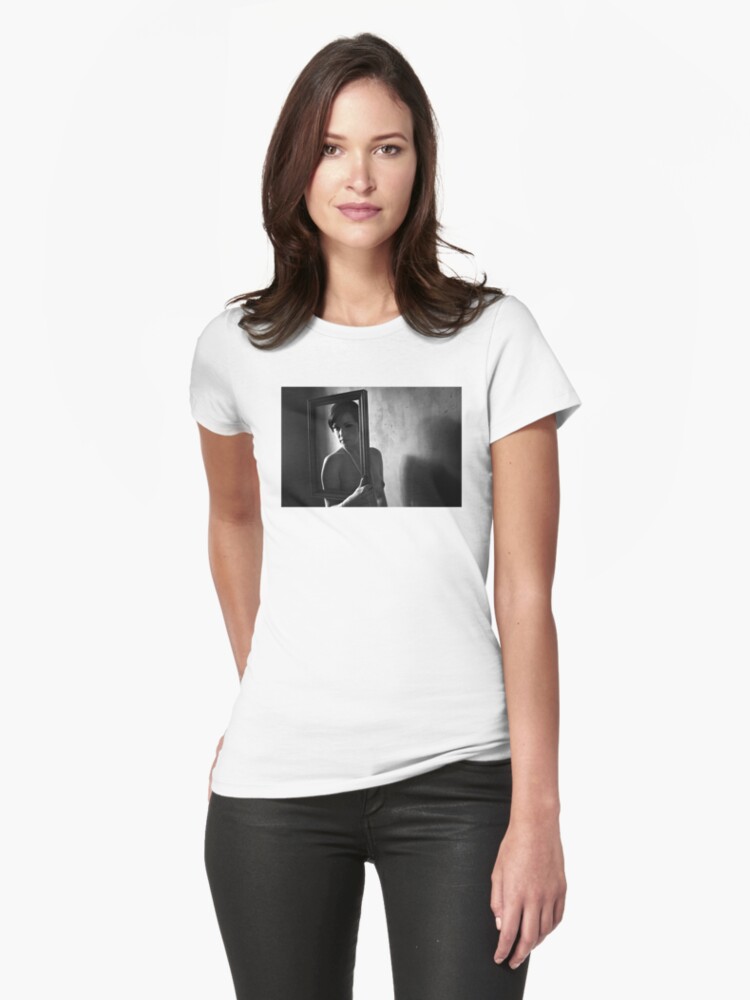 Naked girl in black t shirt — photo 3