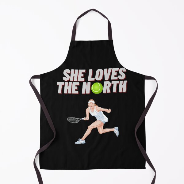 Artikelvorschau, Sie liebt den Norden, Tennisspielerin, lustiges Tennis Tee, Tennis, Tennisgeschenk, Tennistrainer, Tennisball, Tennis, Tennisclub, Tennissprüche, Tennisfan, Tennisspiel, Tennisschläger, Sport, Wimbledon, entworfen und verkauft von bimmer325.