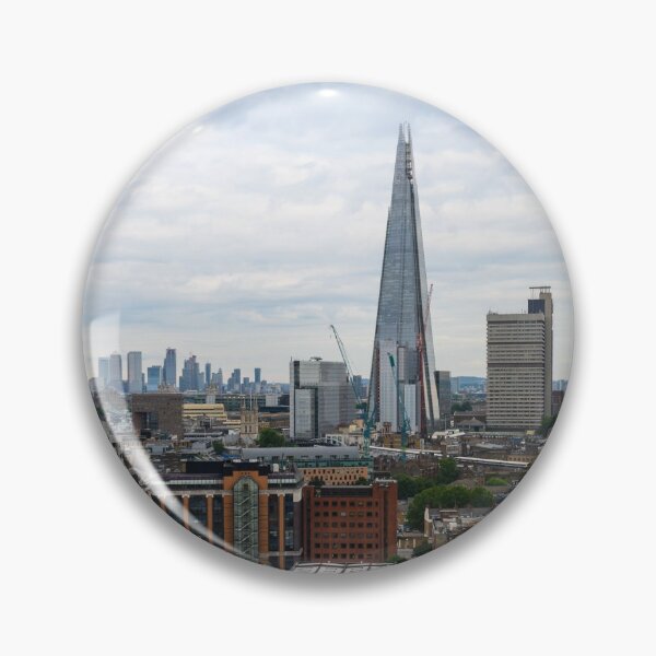 Artikelvorschau, Bau in der London Bridge unterhalb der Scherbe entworfen und verkauft von Tom Ryan-Elliott.