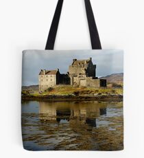 Eilean Donan Castle Tote Bag