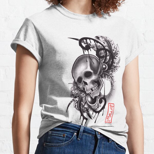skull with feathers Classic T-Shirt
