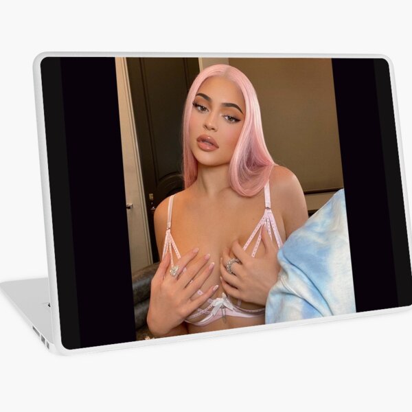 Aperçu de l'œuvre Kylie Jenner créée et vendue par amandaoperes.