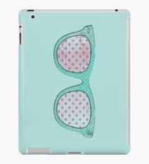 Retro Sunnies iPad Case/Skin