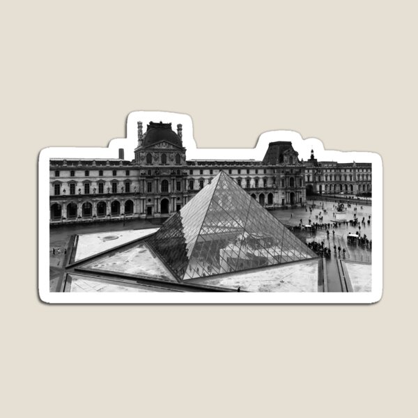 The Louvre Magnet