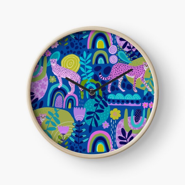 Vista previa del artículo con la obra «Guepardos en azul oscuro (estampado completo)», diseñado y vendido por Janet Broxon.