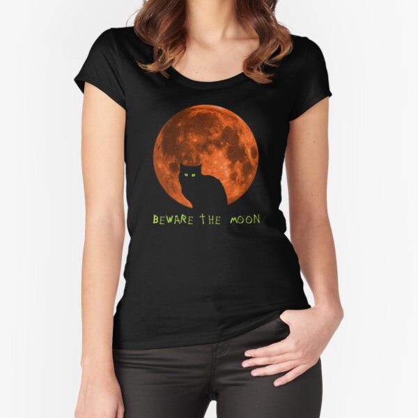 Fitted Scoop T-Shirt