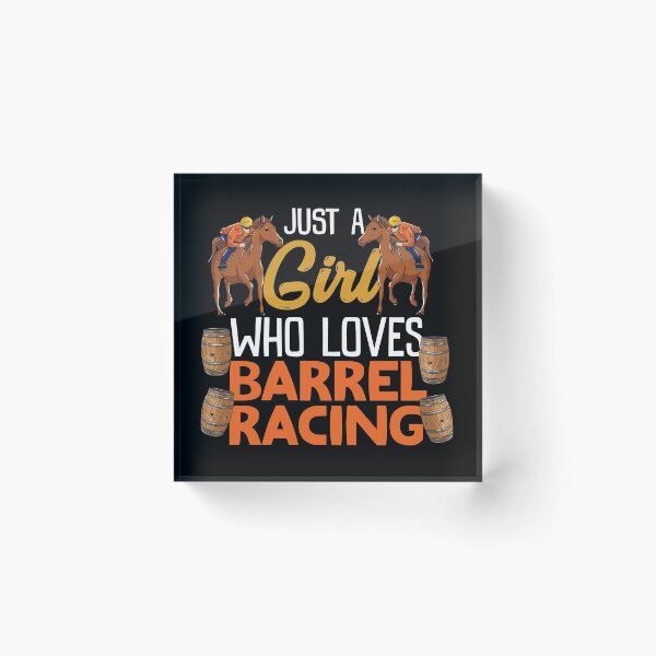 Artikelvorschau, Nur ein Mädchen, das Barrel Racing liebt Rodeo und Pferdeliebhaber entworfen und verkauft von Dancing Dolphin Crafts.