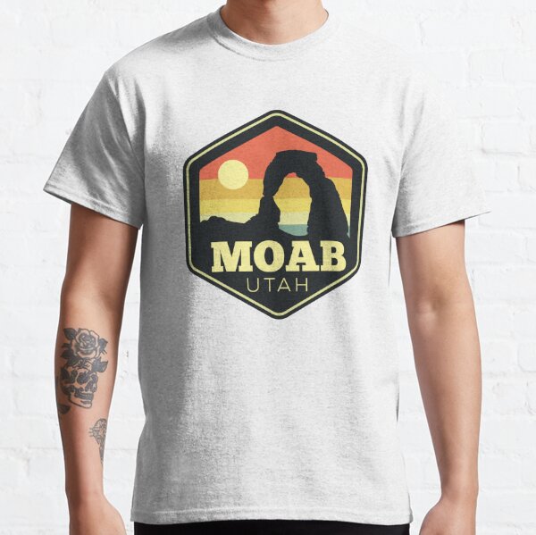 Moab Utah Arch Vintage Sunset Travel  Classic T-Shirt