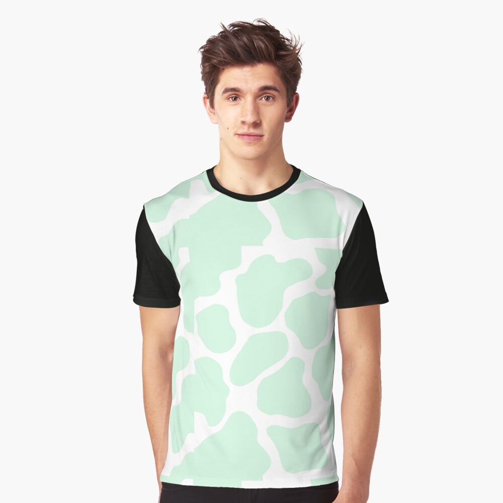 Vista previa del artículo con la obra «Camiseta gráfica», diseñado y vendido por SimplebutSweet.