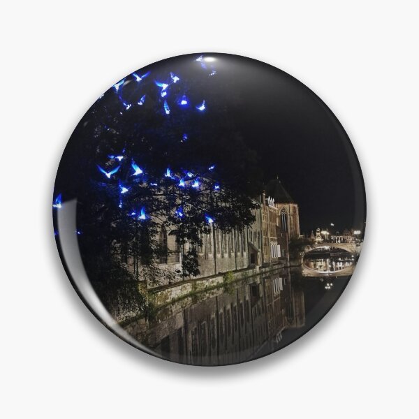 Artikelvorschau, Schöne Brügge Kanal Nacht Szene (Soft Glow) entworfen und verkauft von Deegital18.