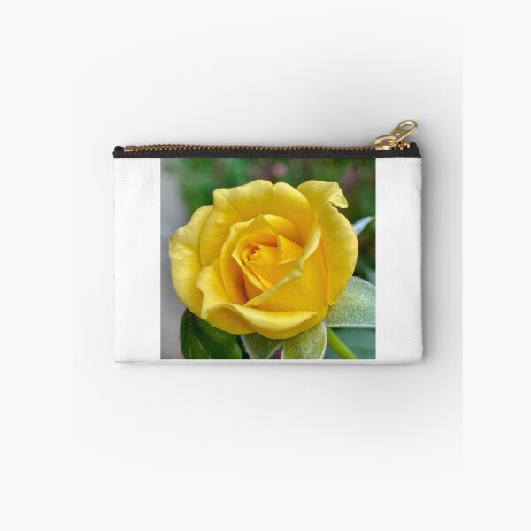 Aperçu de l'œuvre Une rose jaune créée et vendue par Tizz07.
