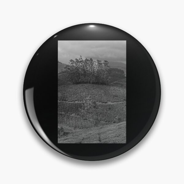 Item preview, SKN 9116 One Against Many. B/W designed and sold by Sunil Kapadia.